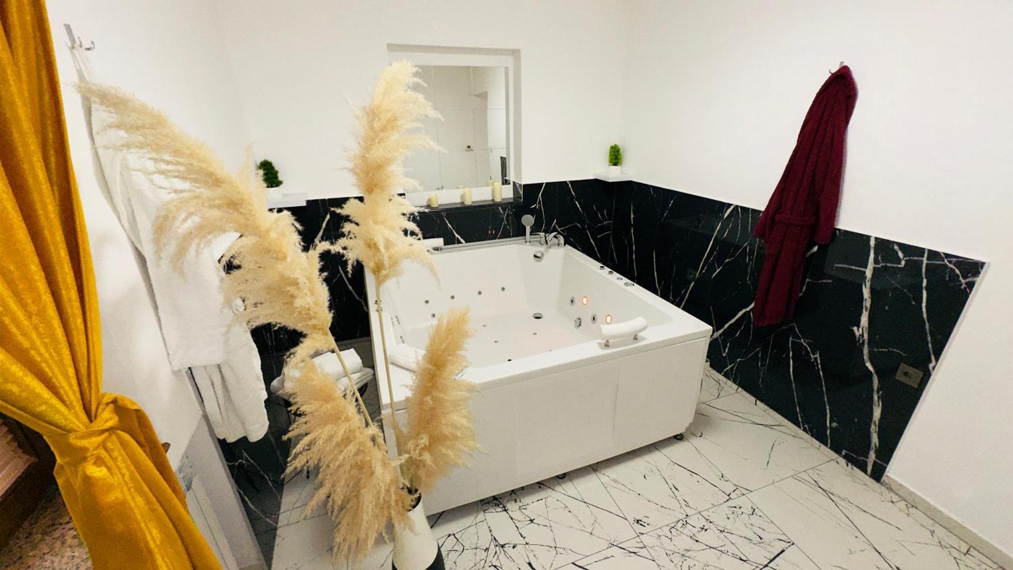 Hedonist Spa Jacuzzi Sarajevo Free Parking Экстерьер фото